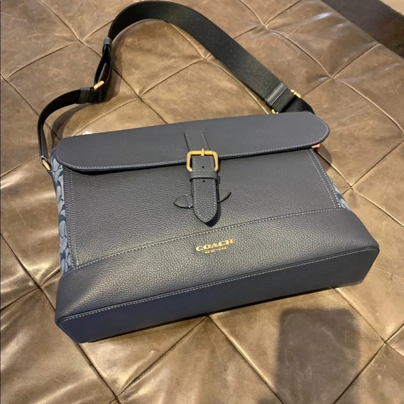 NWT Coach Hudson Messenger In Signature Chambray c8181 - Picture 3 of 12